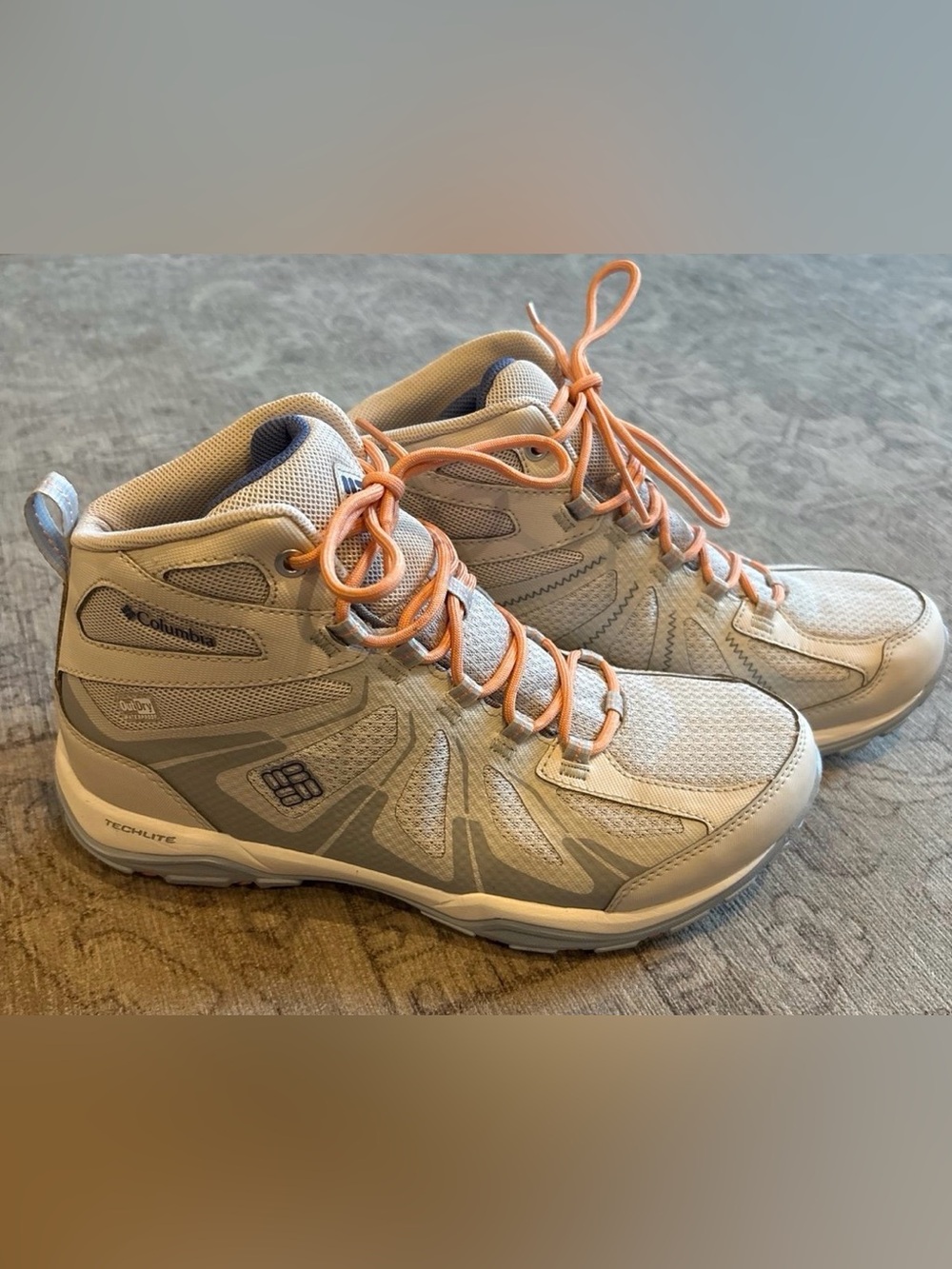 Columbia white and gray Hiking Boots with Peach Laces